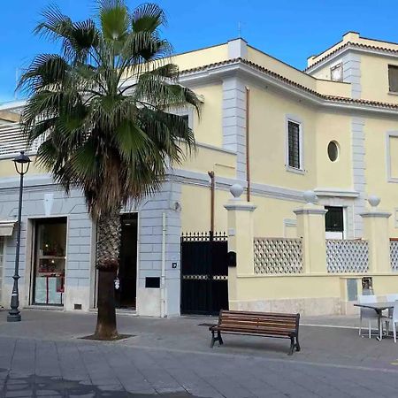 Rome, Beautiful Apartment In A Vintage Building Lido di Ostia Dış mekan fotoğraf