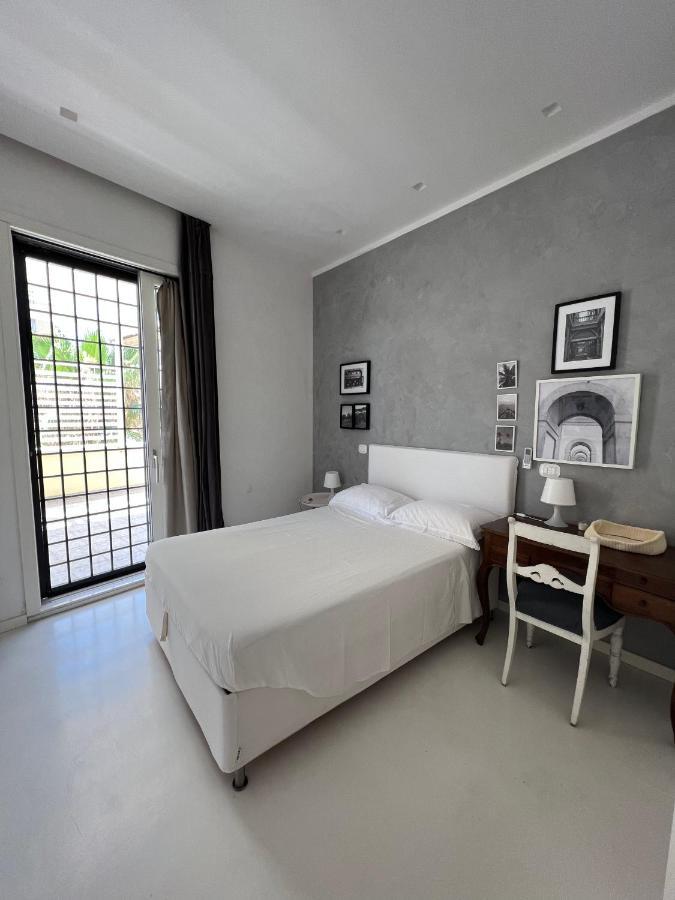 Rome, Beautiful Apartment In A Vintage Building Lido di Ostia Dış mekan fotoğraf