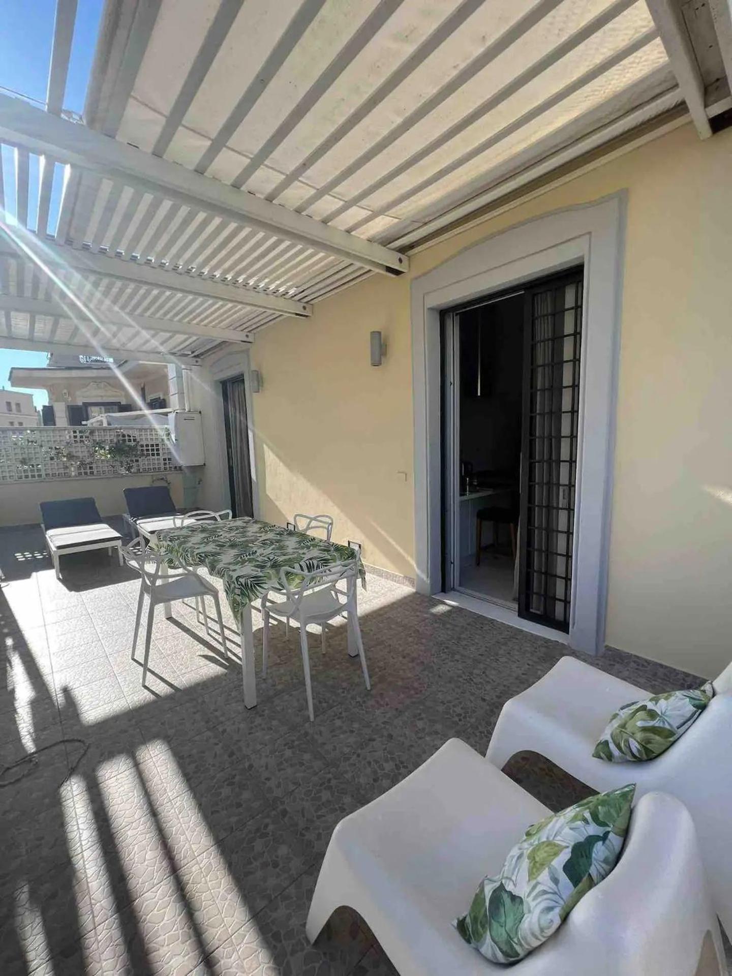 Rome, Beautiful Apartment In A Vintage Building Lido di Ostia Dış mekan fotoğraf